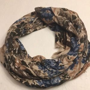 Multi color scarf